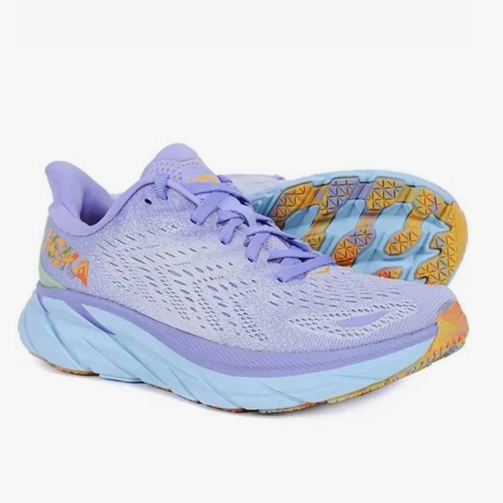 Hoka One One Clifton 8’s lavender & smoke green || women’s size 8.5